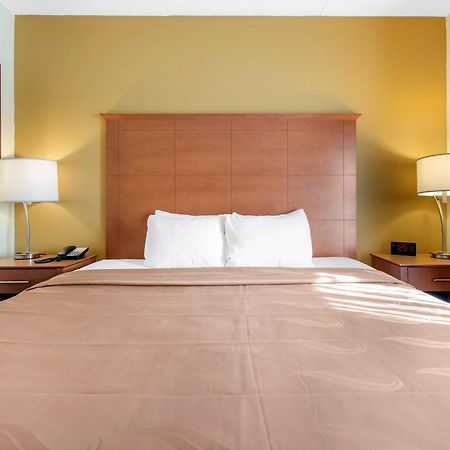 Clarion Hotel & Suites University-Shippensburg Ngoại thất bức ảnh