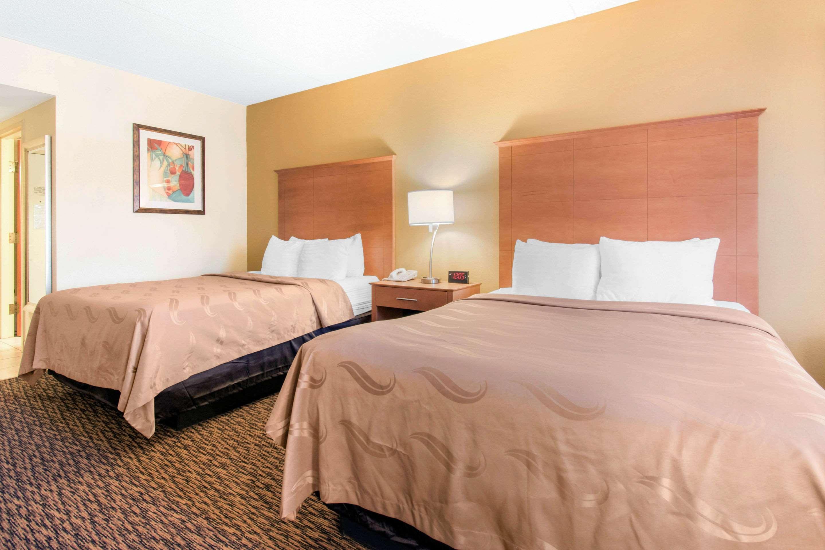 Clarion Hotel & Suites University-Shippensburg Ngoại thất bức ảnh
