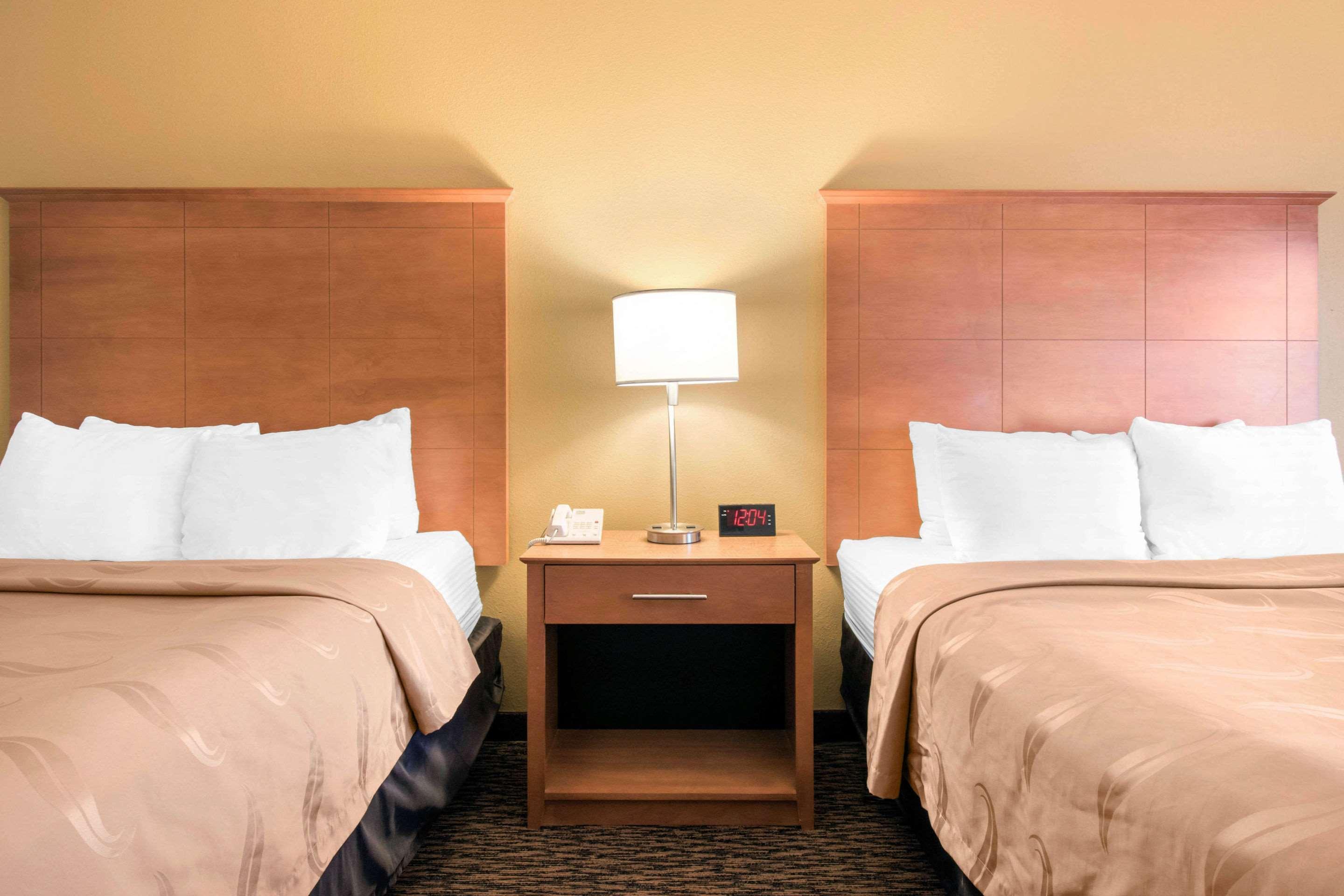 Clarion Hotel & Suites University-Shippensburg Ngoại thất bức ảnh