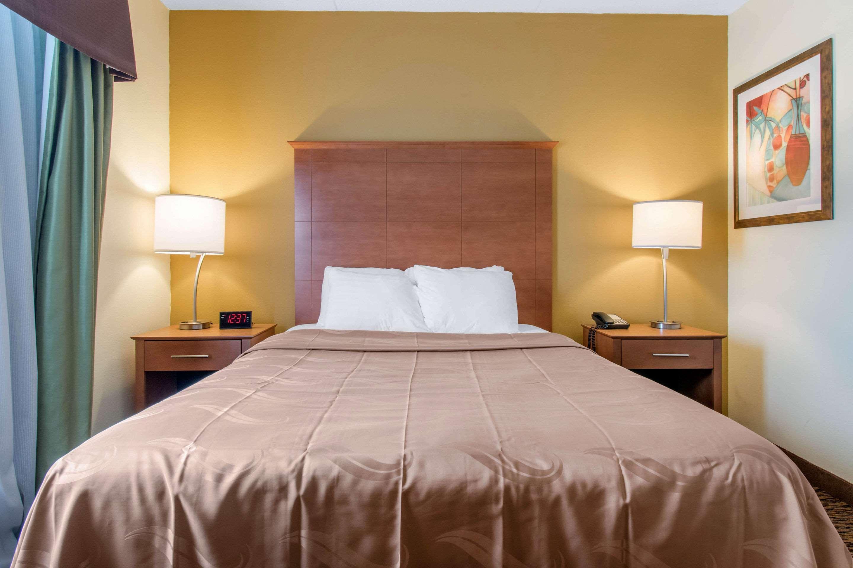 Clarion Hotel & Suites University-Shippensburg Ngoại thất bức ảnh