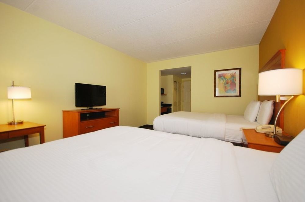 Clarion Hotel & Suites University-Shippensburg Phòng bức ảnh
