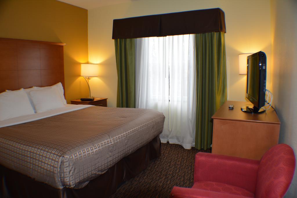 Clarion Hotel & Suites University-Shippensburg Ngoại thất bức ảnh